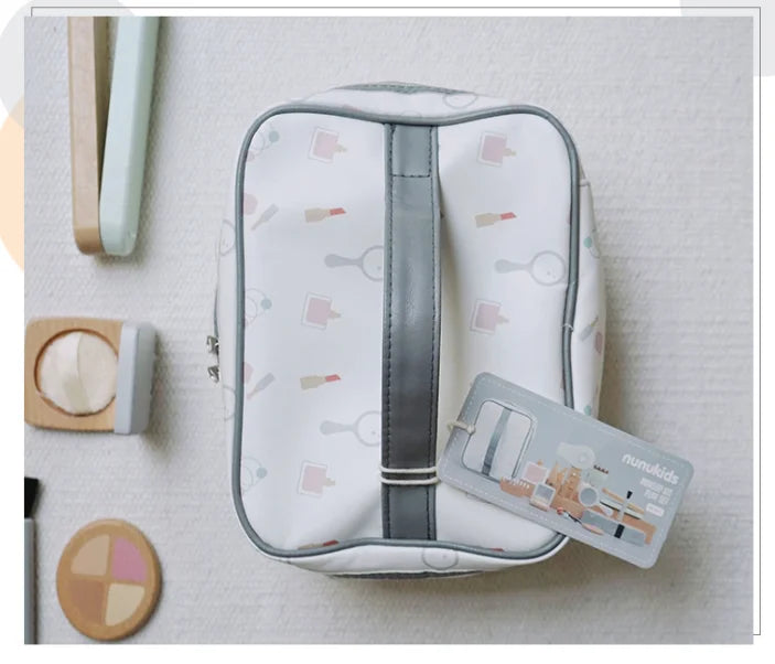 Delightful Wooden Makeup Set for Girls - Imaginative Pretend Play and Hairdressing Fun