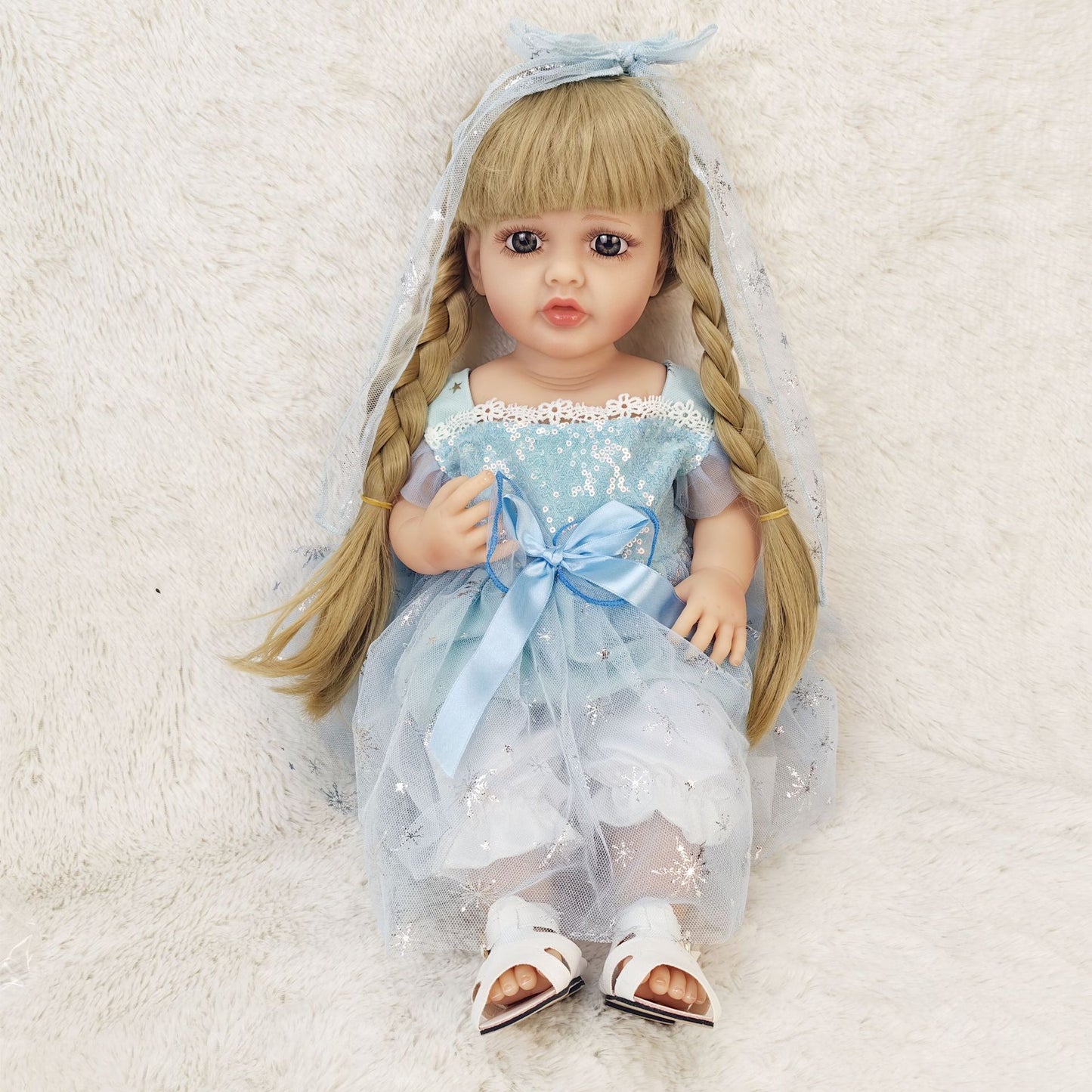 22-Inch Lifelike Reborn Toddler Girl Doll with Soft Silicone Body and Wig Hair - Perfect Gift for Kids