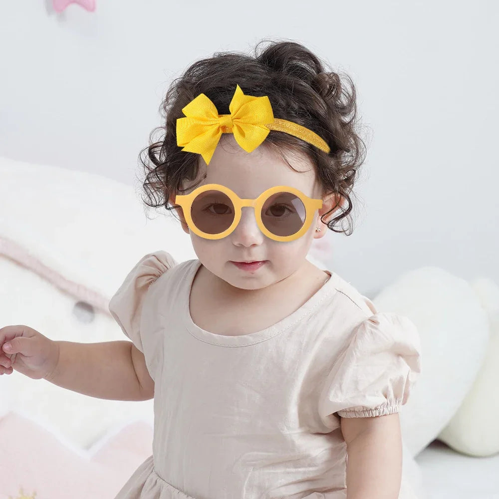Sunflower Bow Headband and Sunglasses Set for Kids - Retro Round Heart Glasses and Hair Clip Combo for Girls Aged 4-6Y