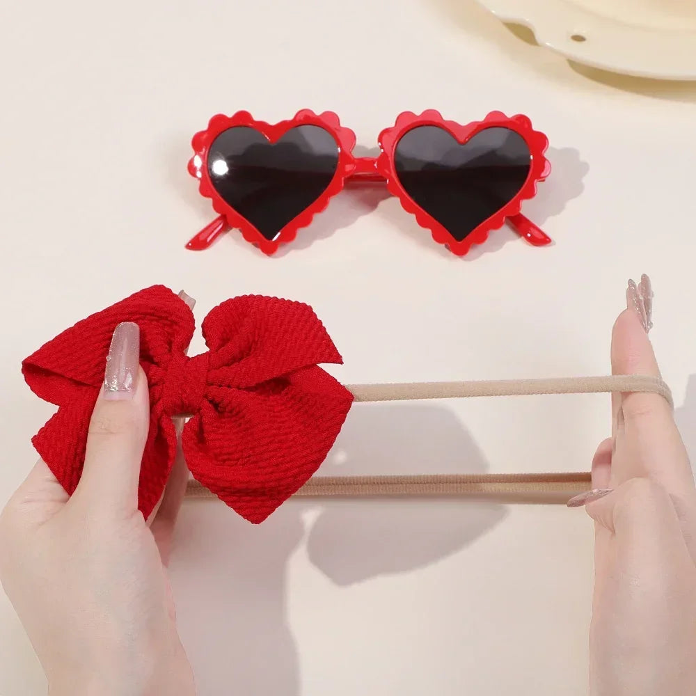 Adorable 2Pcs Baby Bow Headband and Retro Cartoon Sunglasses Gift Set for Toddlers