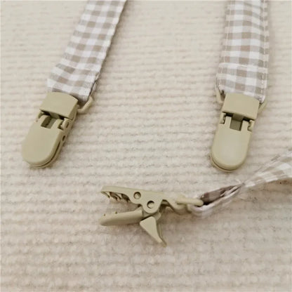Adorable 3D Cartoon Bear Pacifier Clip Chain for Infants - Kawaii Baby Feeding Accessory