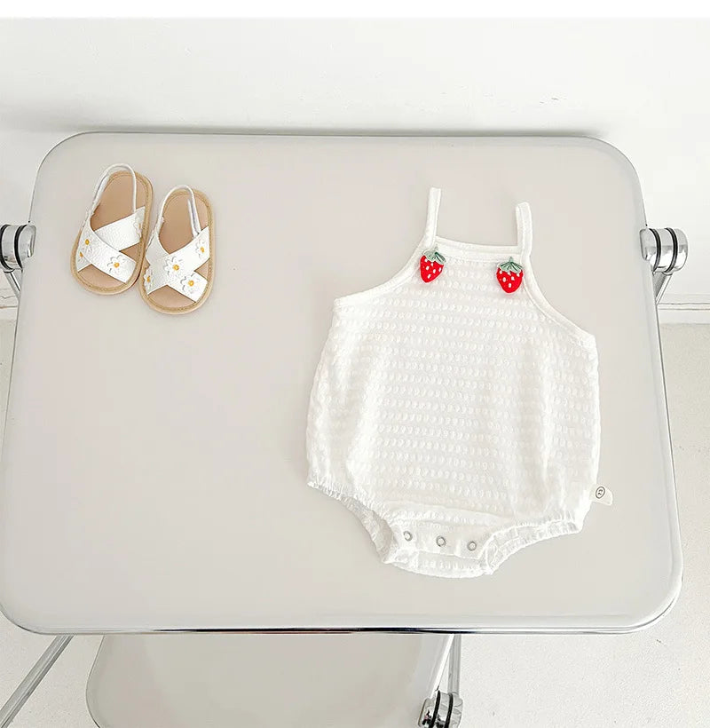 Adorable Summer Sleeveless Romper for Baby Girls - Cute Cotton One-Piece with Suspenders