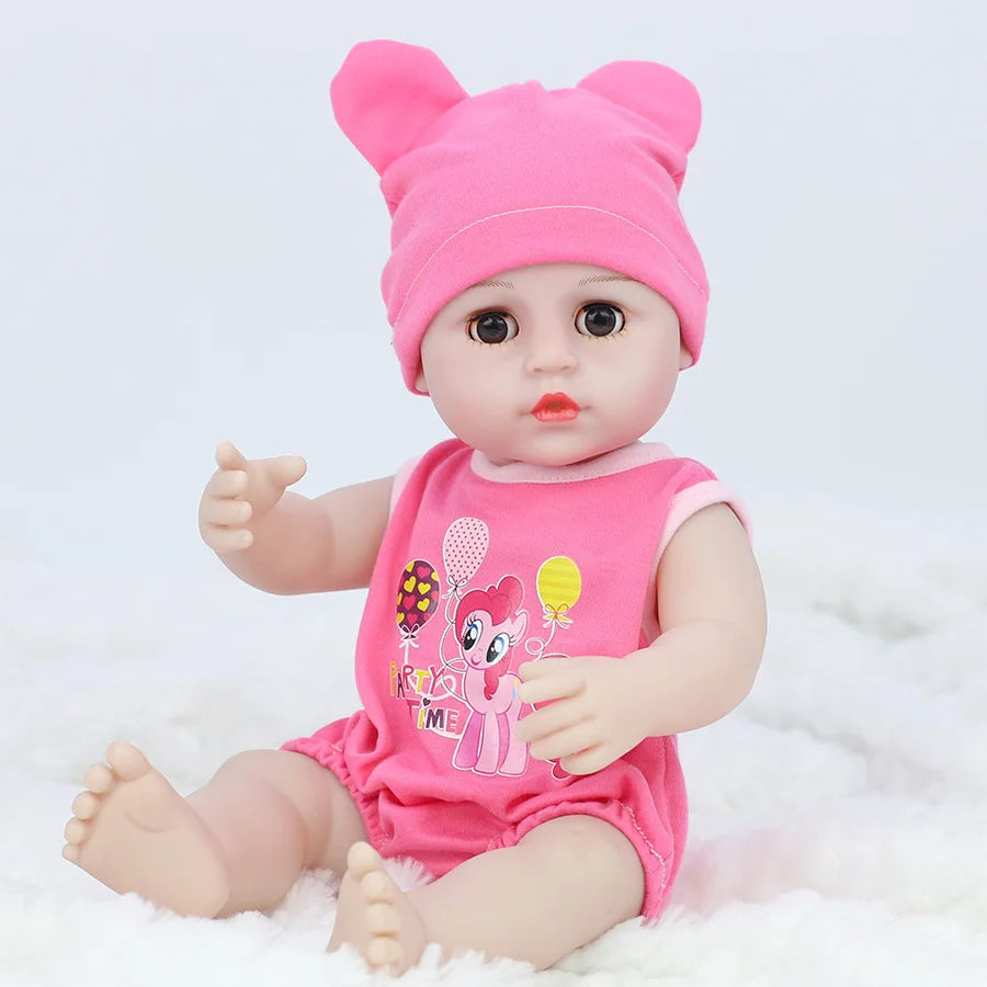 38CM Realistic Baby Reborn Doll for Girls - Soft and Lifelike Toddler Toy with Accessories, Perfect Birthday Gift!