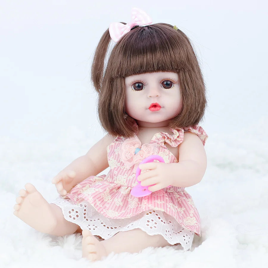 38CM Realistic Baby Reborn Doll for Girls - Soft and Lifelike Toddler Toy with Accessories, Perfect Birthday Gift!