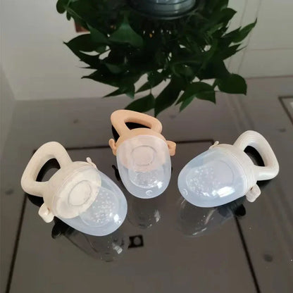 Silicone Baby Fruit Feeder with Protective Cover - Safe Nibbler for Teething and Healthy Snacking